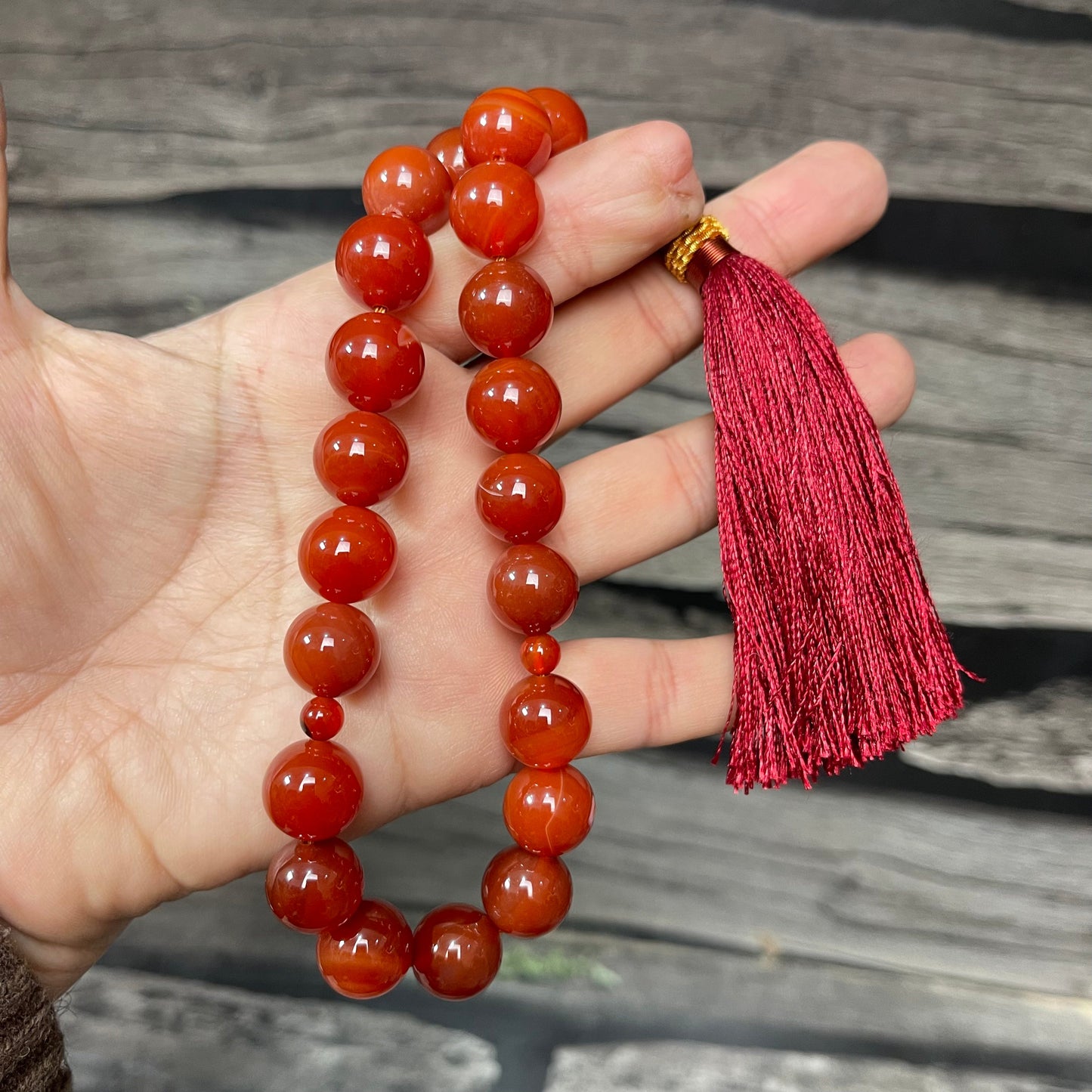 Yamni (Red) Aqeeq Stone Tasbih 14mm 21 Beads