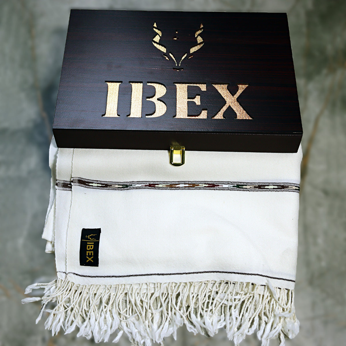 72 Fine , Off-White, Premium Quality, Swati Handmade Shawl