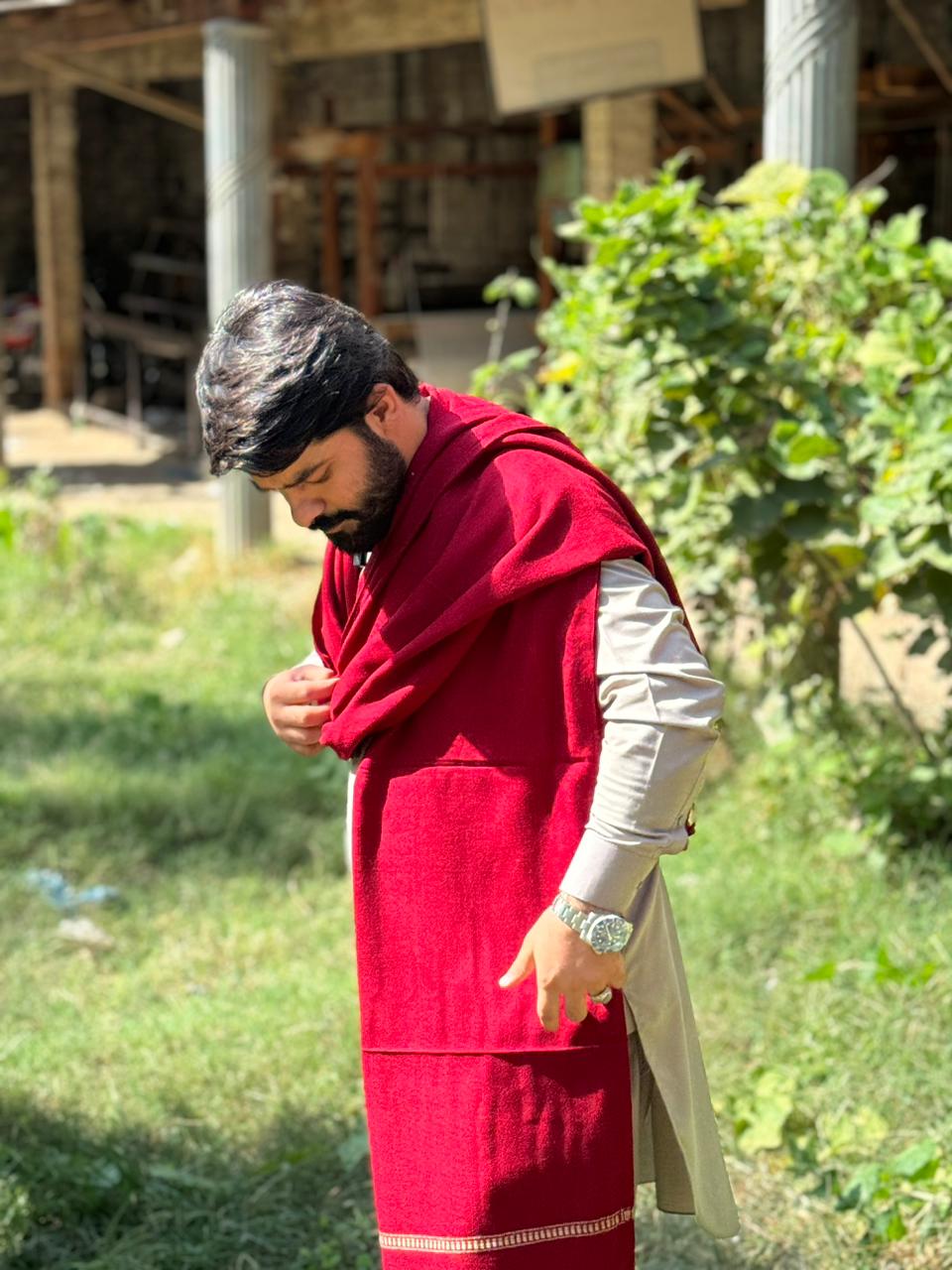 Handmade Pashmina Shawls (Maroon)