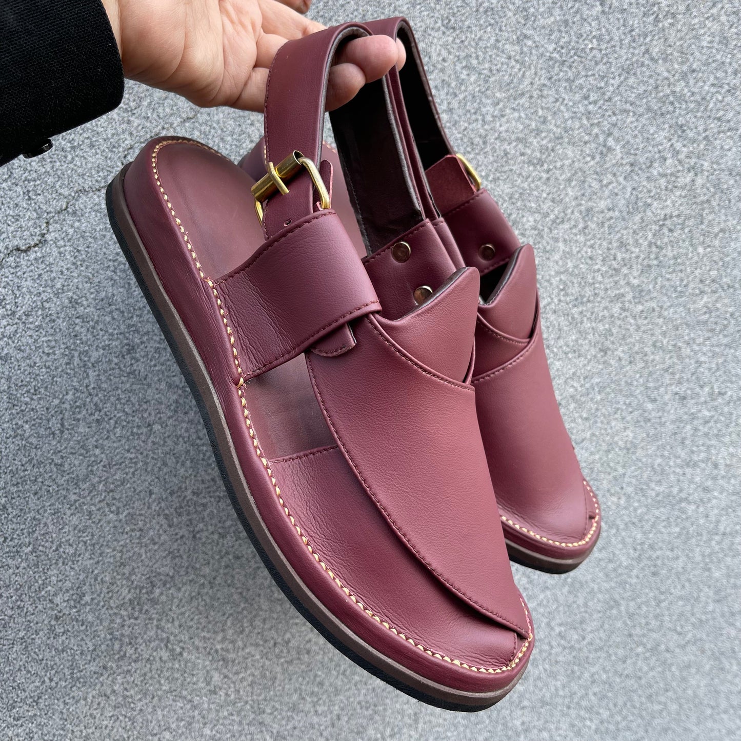 Pehshawri - Naram Qadam-Pro-Marron.