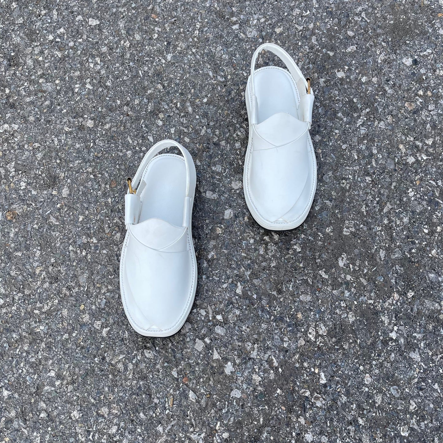 Pehshawri - Naram Qadam-Pro- White