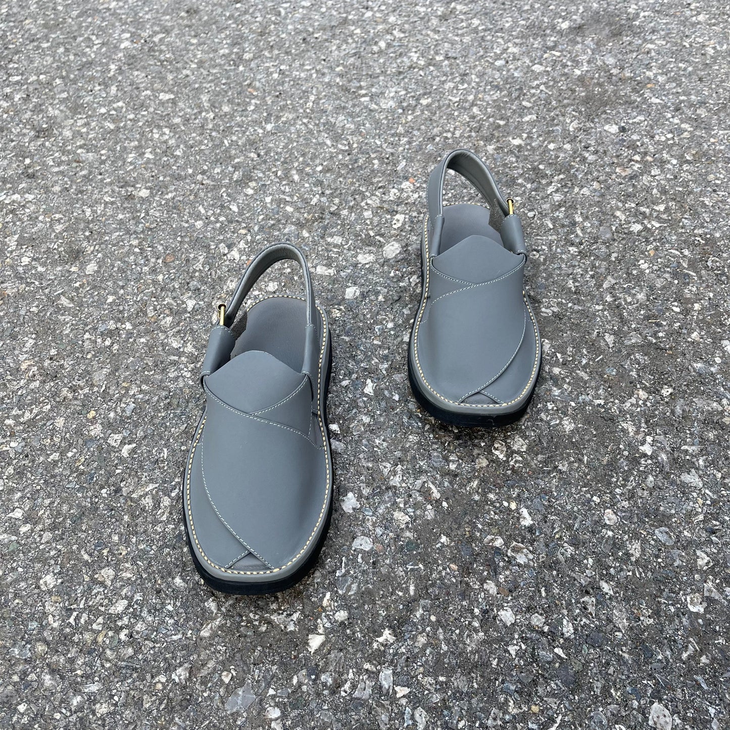 Pehshawri - Naram Qadam-Pro- Grey