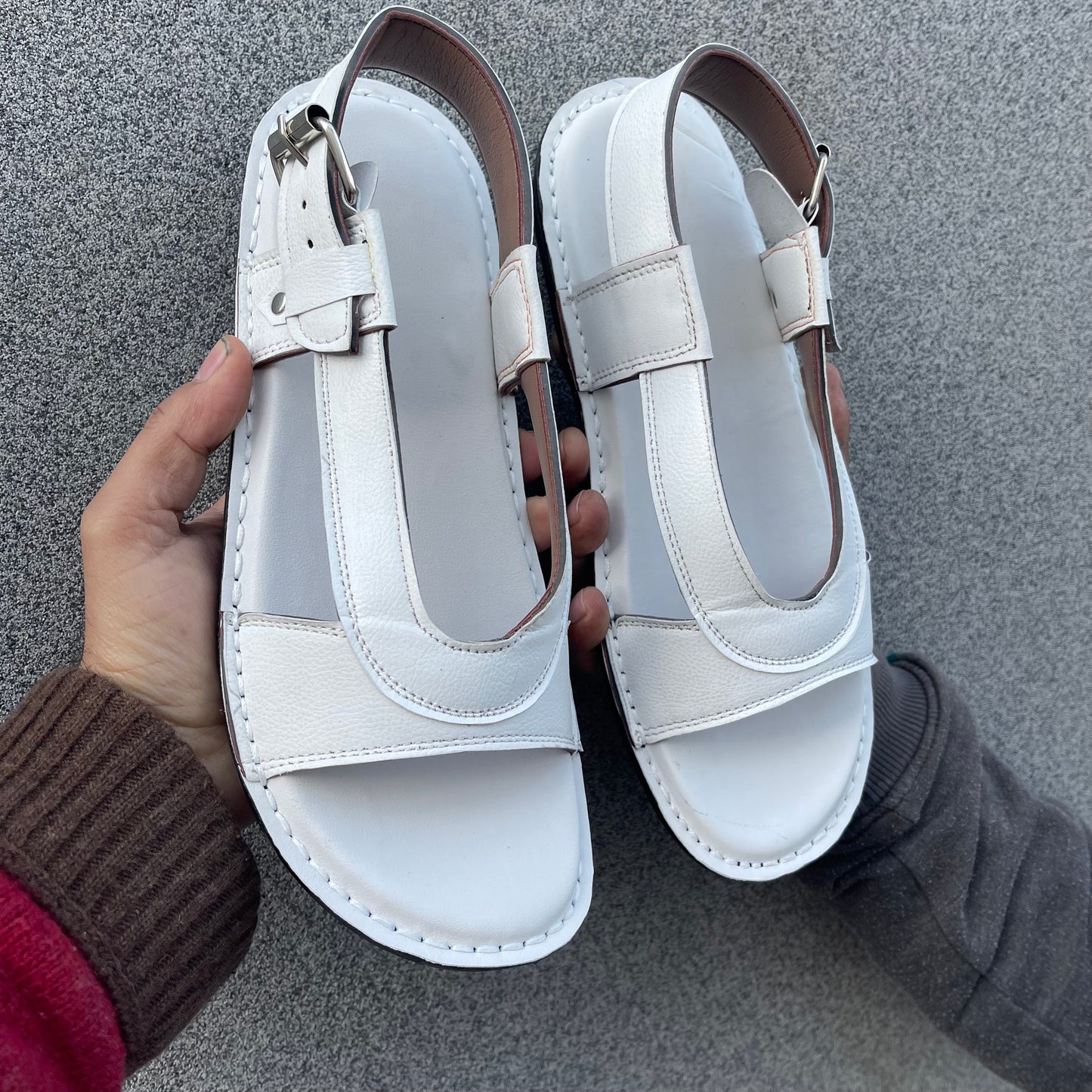 2 in 1, Hajj & Umrah Essentials –(  Comfort Slipper  + Foldable Electric Kettle)