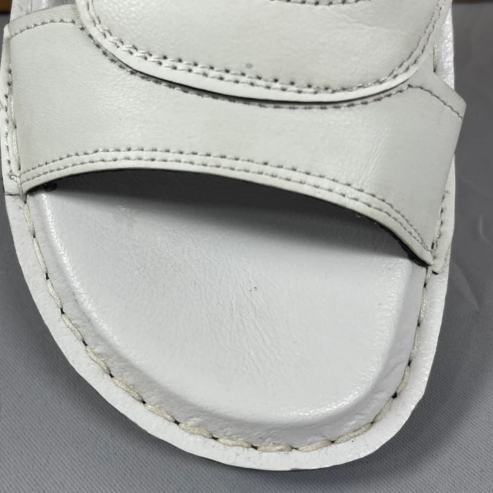 Hajj & Umrah Special Slippers, for Men (Handmade, Anti slip, All Day Comfort) White Color