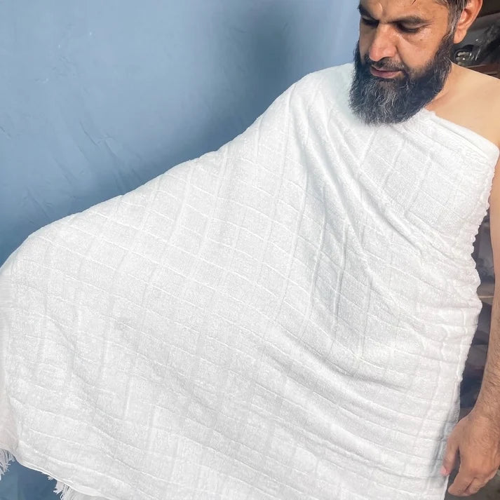 Pure Cotton Full Towel Ihram Set (2 Pieces) – Soft & Absorbent Single-Sided